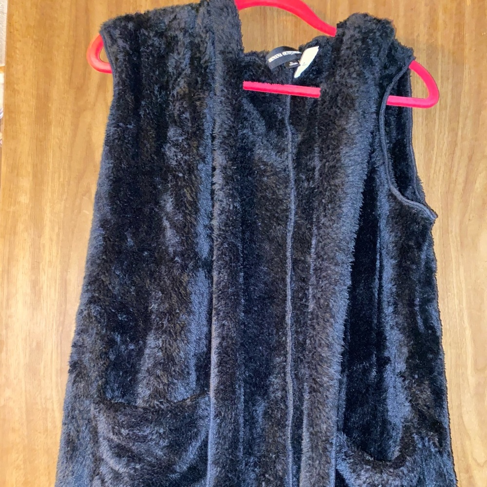 Black vest